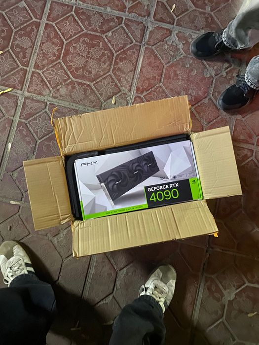 Продам RTX 4090 24 GB