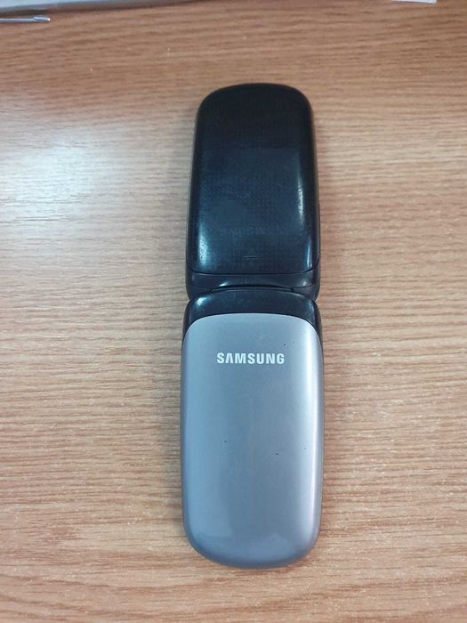 Telefon Samsung GTE 1150 functional clapeta taste seniori necodat