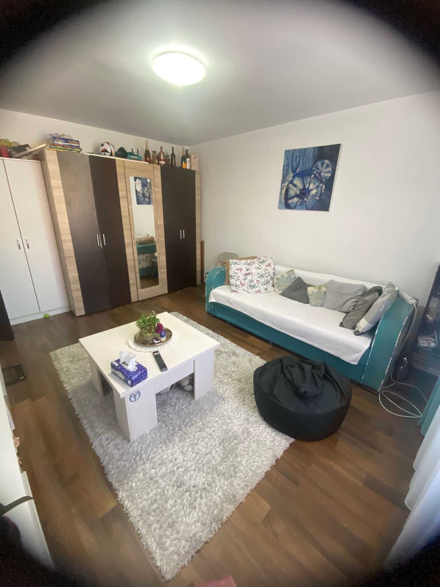 Apartament 2 camere, decomandat, drumul fermei