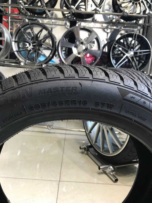 Shina Balon Minerva 235/55 R19 Sotiladi