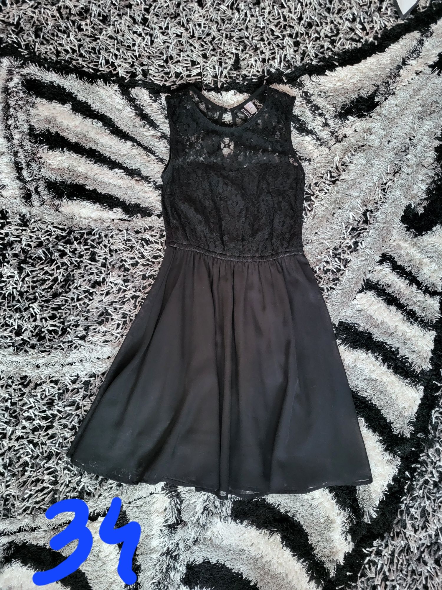 Rochie neagra 34