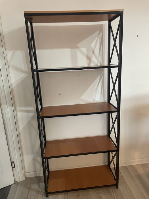 Продается стеллаж (полочный шкаф).