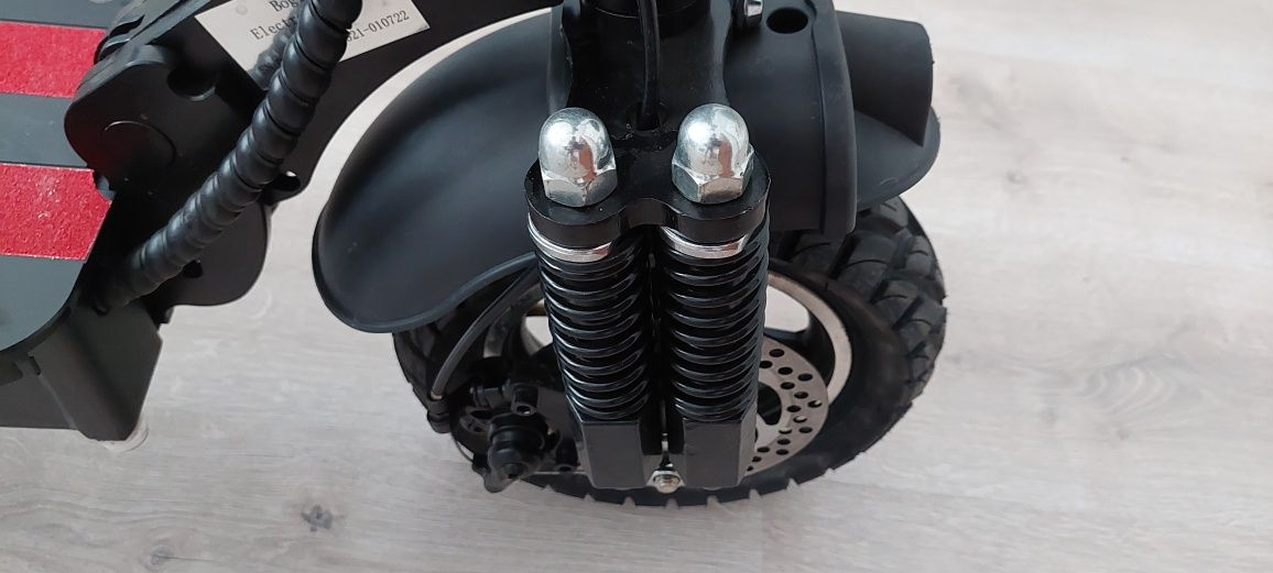 Trotineta electrica NOUA ISCOOTER IX5 1000W 45Km de teren 10 inch