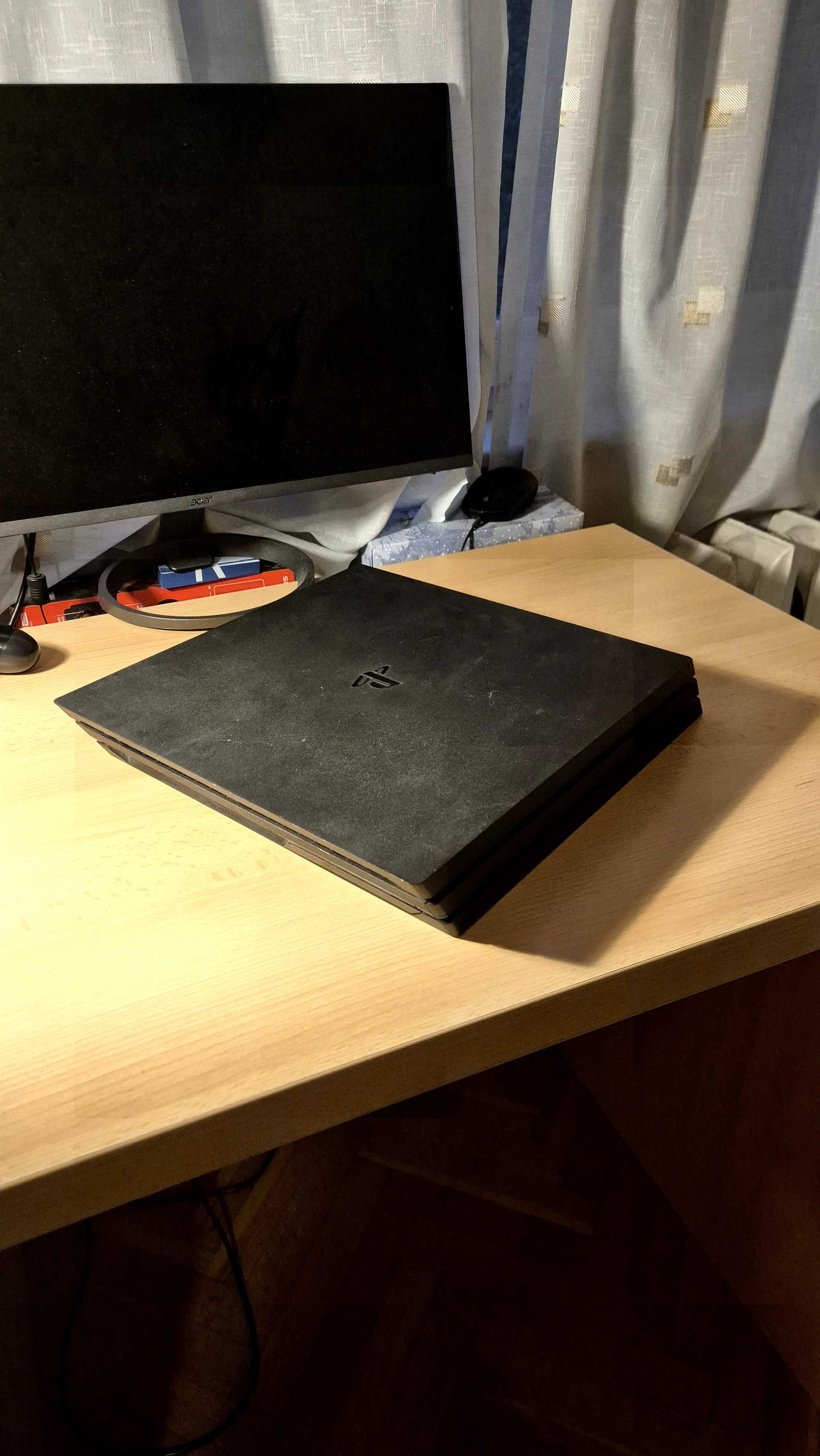 Play station 4 pro