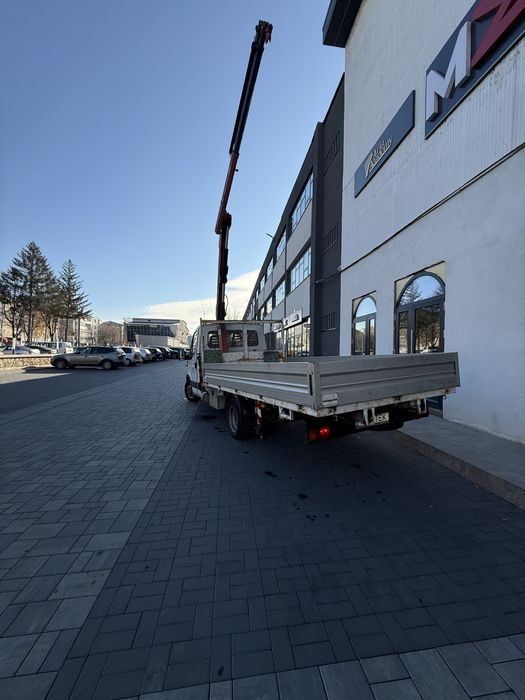 IVECO DAILY 2.8 dotata cu MACARA FASSI categ. B 4,2x2,3 m