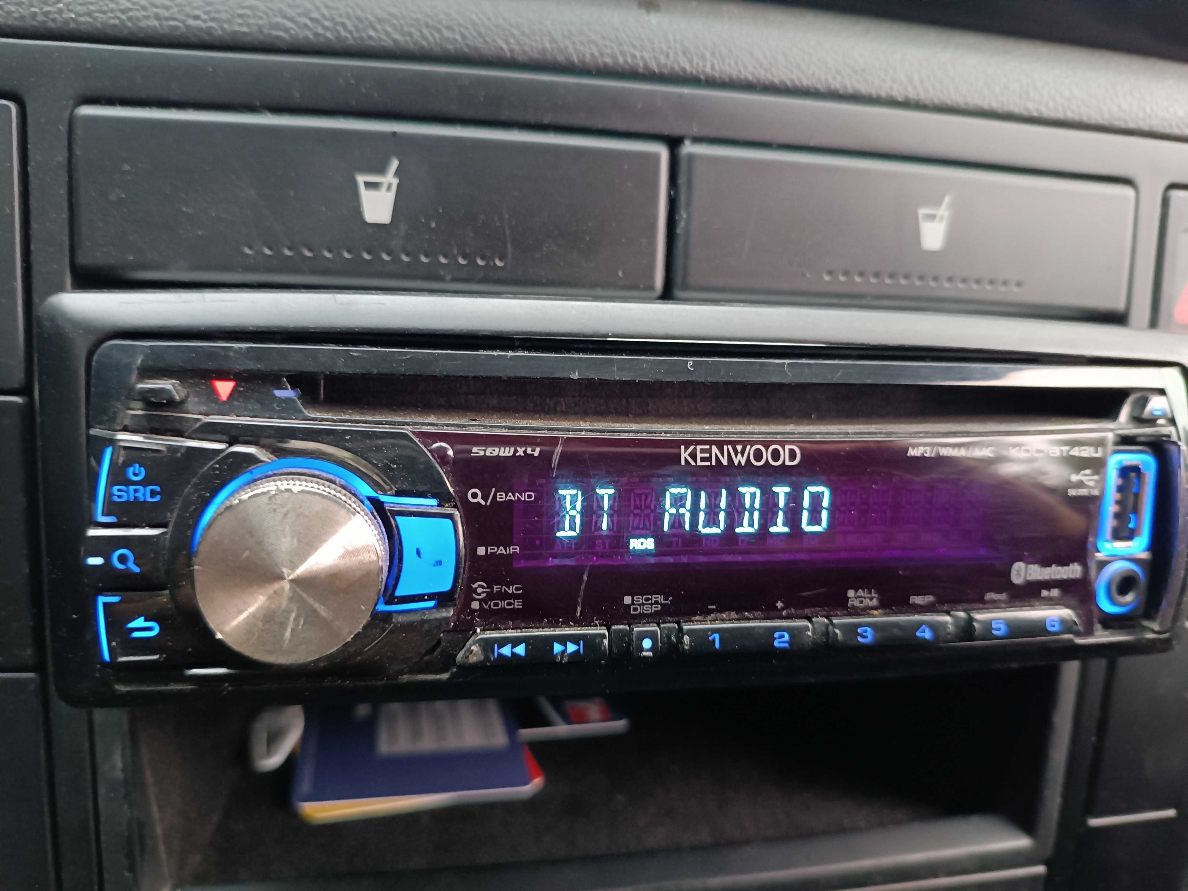Радио CD за автомобил Kenwood