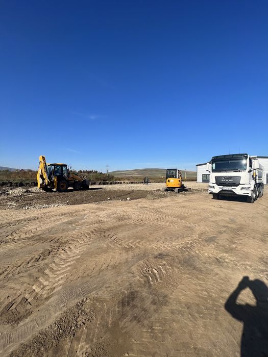 Transport Nisip Piatra Sort Concasat Pamant Negru Demolări