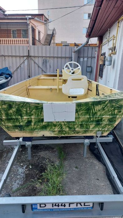 Barca aluminiu model shark