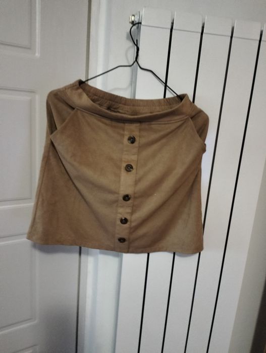 Fusta piele întoarsă