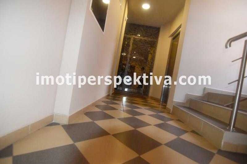 Продава се Двустаен апартамент в Пловдив, Кършияка - 65 кв.м за 2000 €/кв.м - Снимка #11