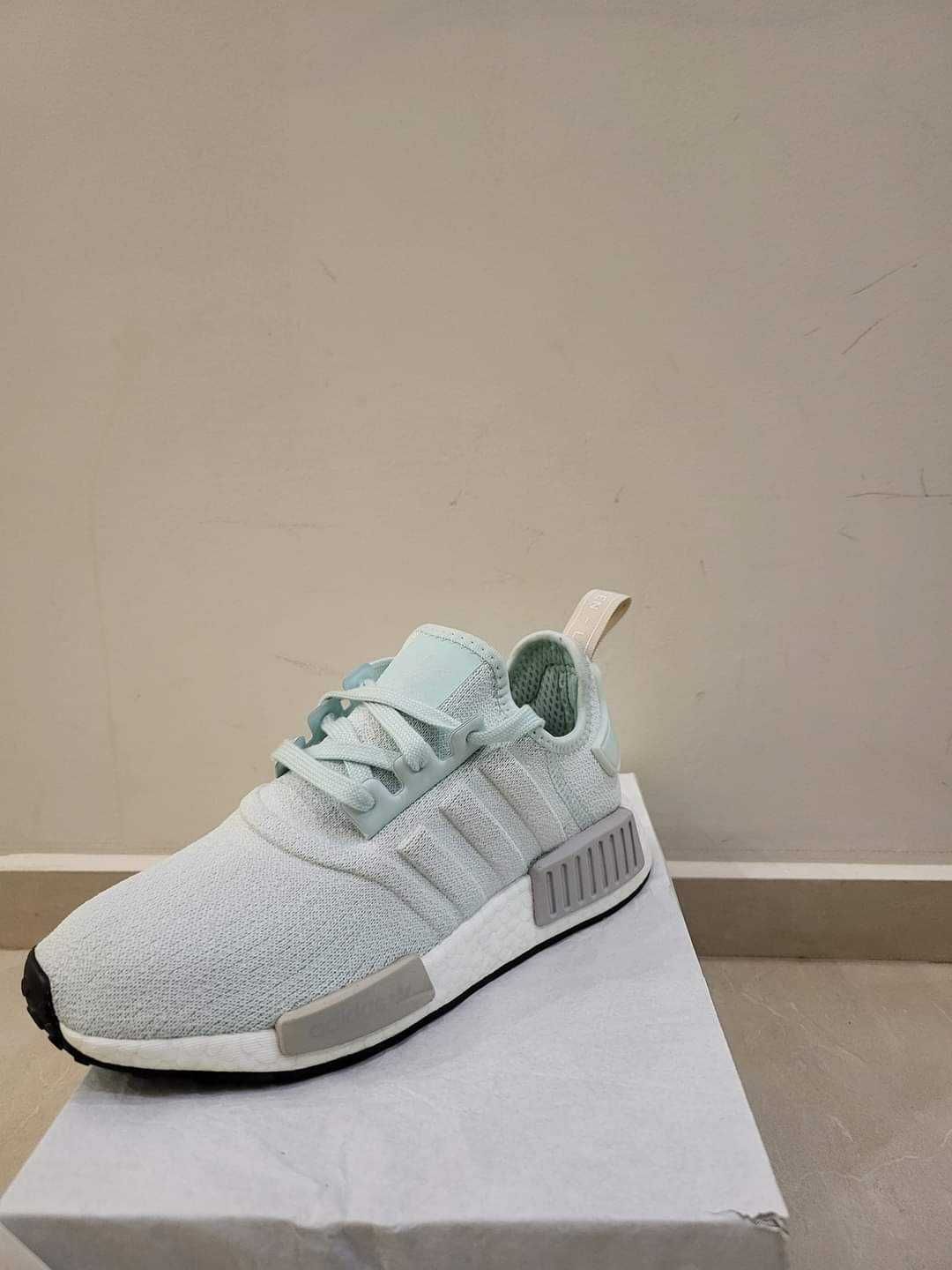 Adidas boost NMD номер 37⅓  Цена:79лв.