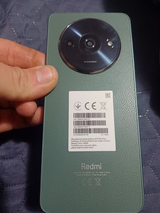 2 telefoane , redmi si samsung
