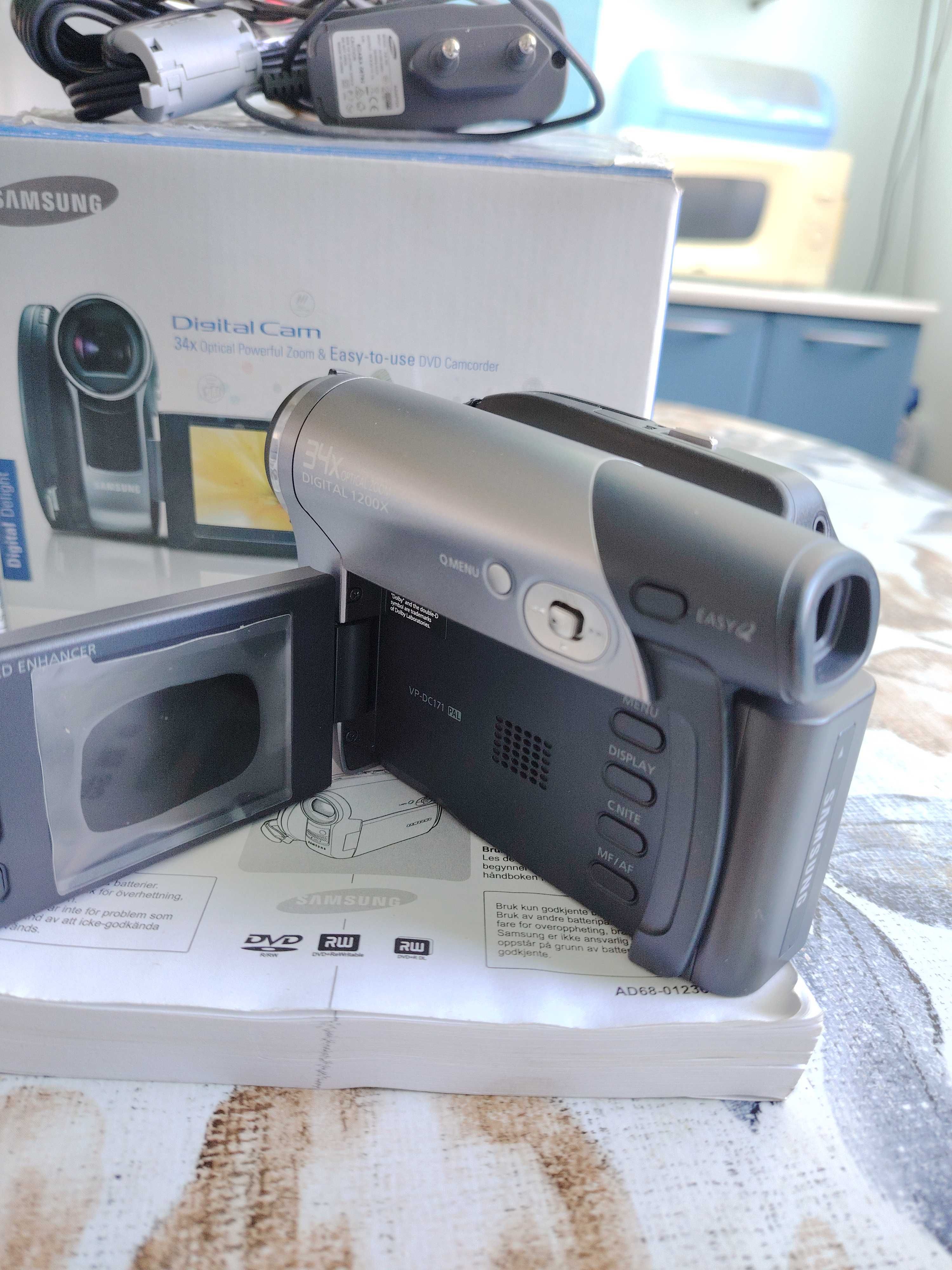 Видеокамера Samsung mini