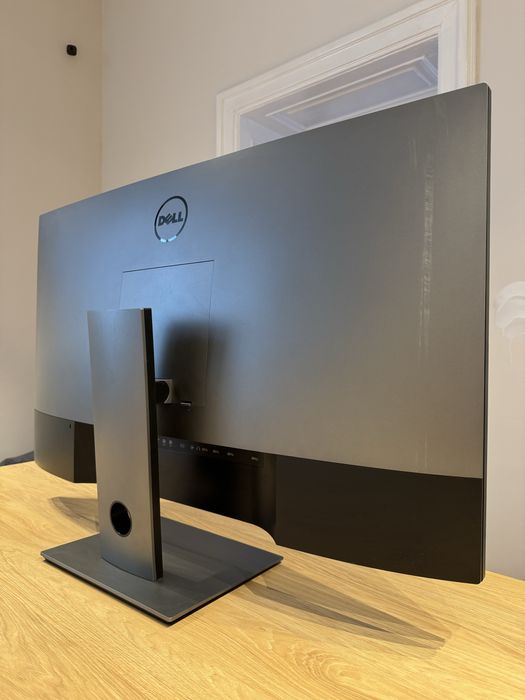 Monitor IPS Led Dell 42.5” U4320Q, UHD 4K, HDMI, DisplayPort
