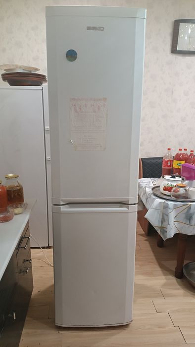 Продам Холодильник буу