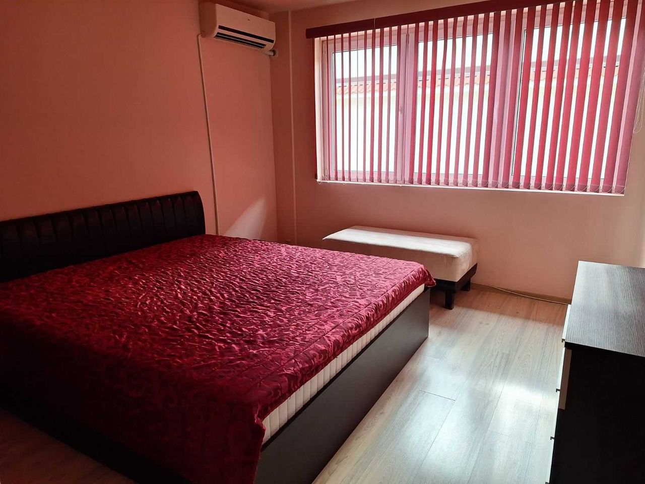 Дава се под наем Тристаен апартамент в Габрово, Център - 82 кв.м за 357 € - Снимка #4