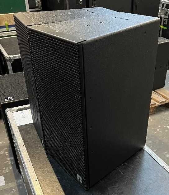 D&B Audiotechnik Qi7