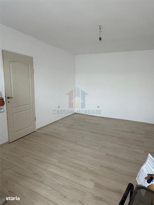 Garsoniera Selecta Scolilor-Obor 30mp conf 1 cu balcon mare