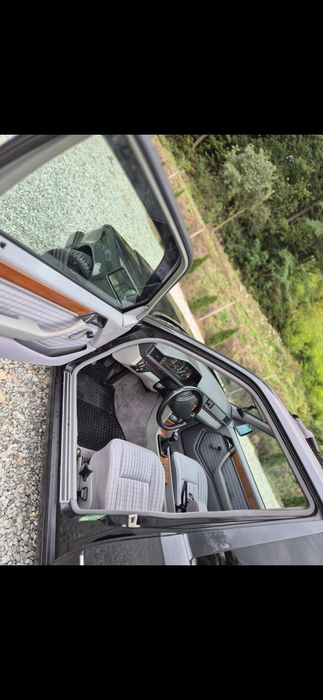 Vând Mercedes-Benz 220E Tip 124