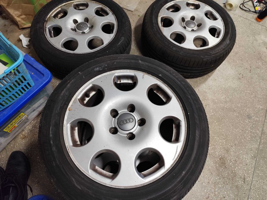 Jante aliaj și anvelope. 205/55R16 vară- 5 bucăți