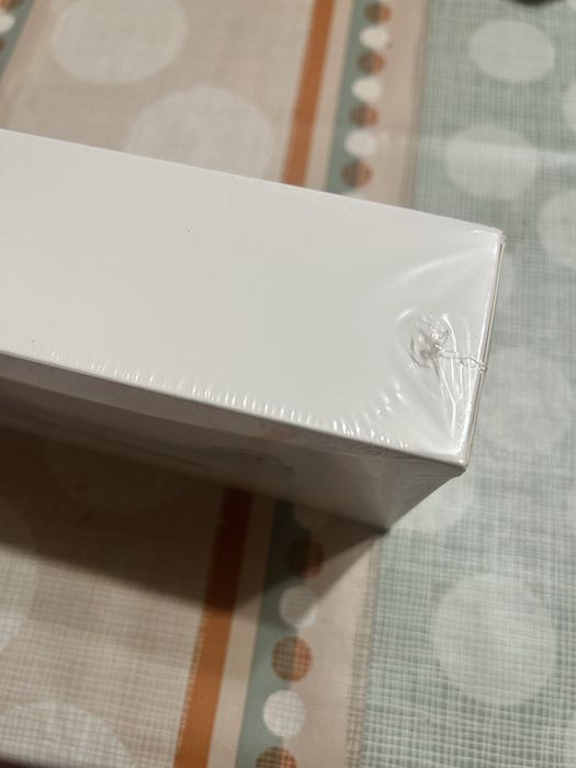 Козметичен уред за почистване на пори и премахване на черни точки