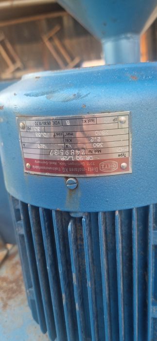 Vând jeante pe 15 tol