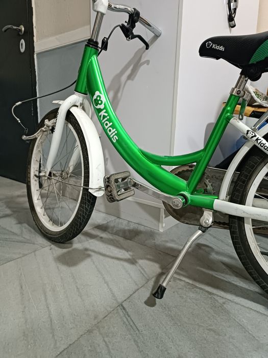 Продаётся велосипед от компании Kiddis