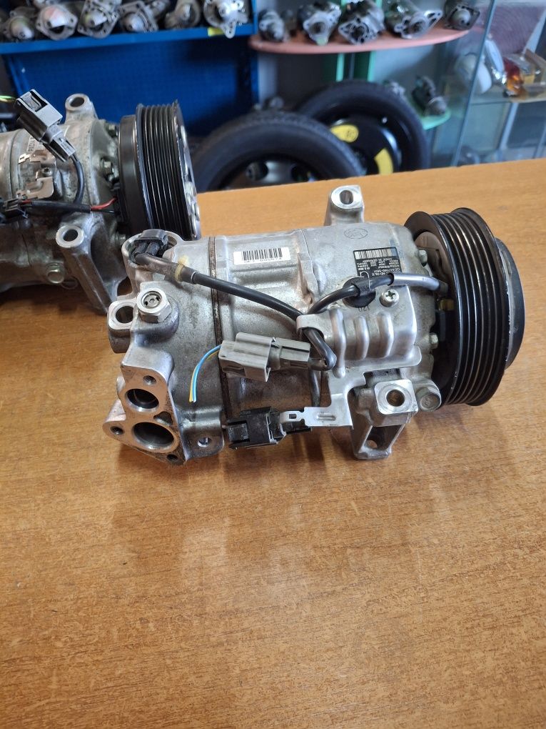 Compresor aer condiționat Nissan Qashqai J11  Megane Kadjar 1.5 dci
