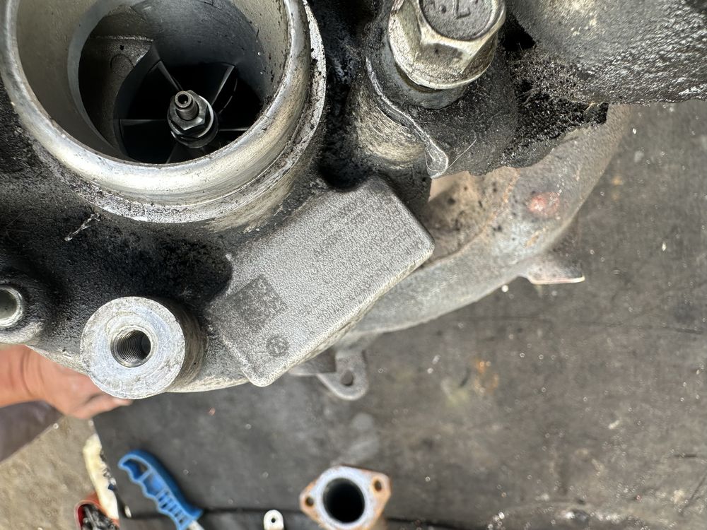 Турбо компресор турбина TD025M2-07T-23 03C145702L 1,4TSi TFSi VW Audi