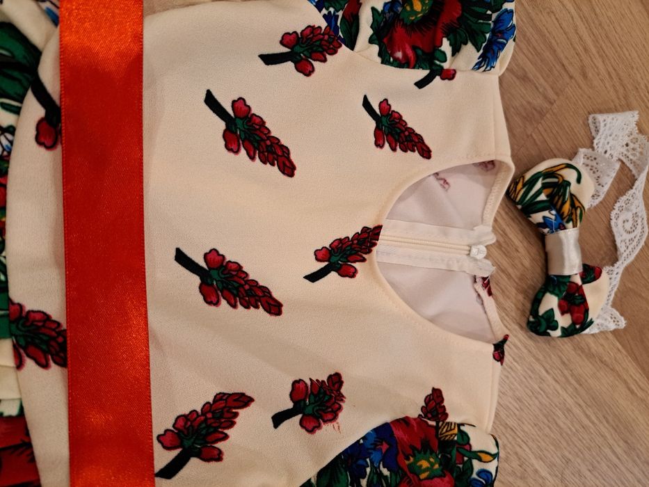 Rochite de ocazie 2-3 ani