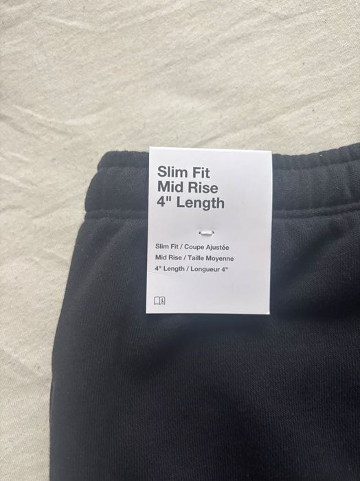 Нов женски къс панталон NIKE, М размер