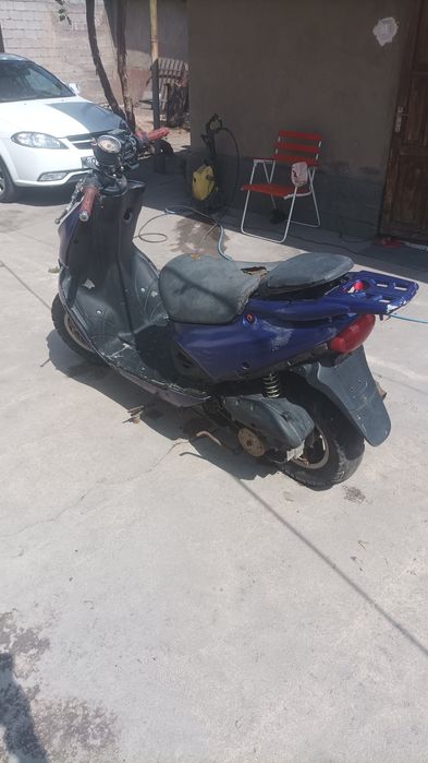 Скутор сотилади расмдаги холатда