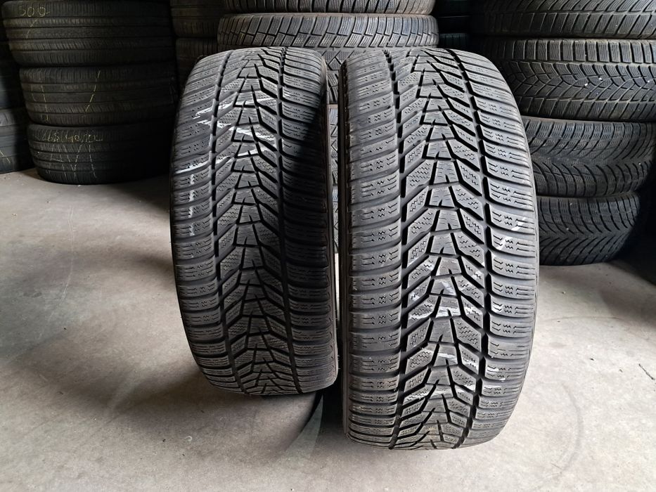 Anvelope second iarna 225 40 R19 Hankook 2022