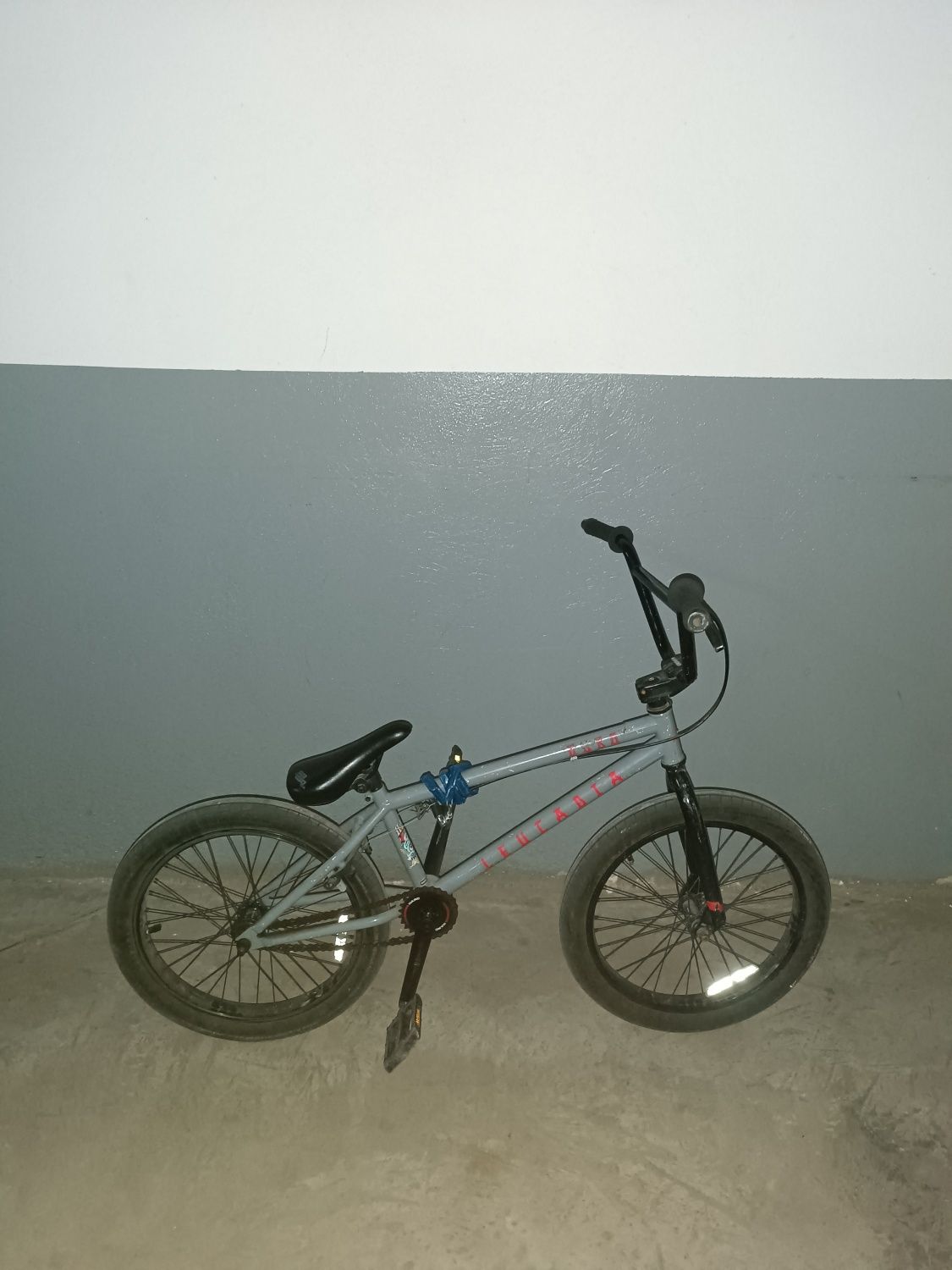 Велосипед bmx haro