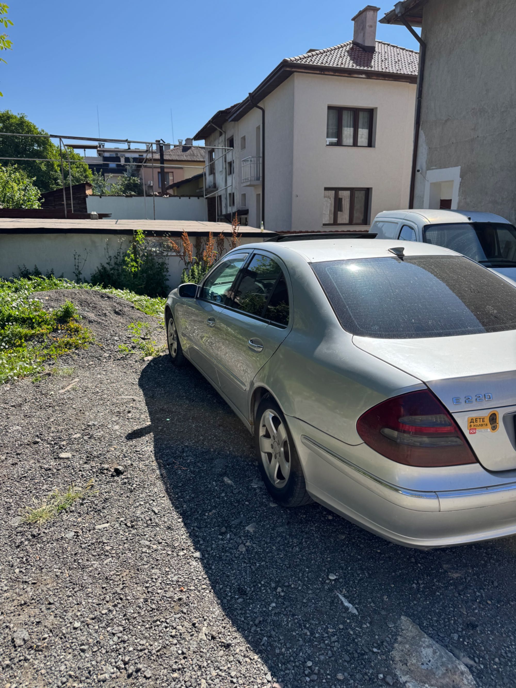 Mercedes-Benz w211