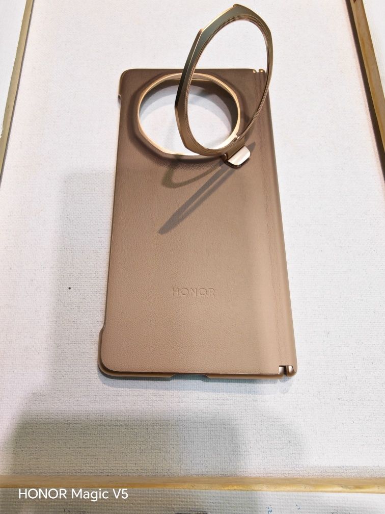 HONOR Magic V5 16GB+512GB Dawn Gold Dual Card (EU)-Нов -Неотварян