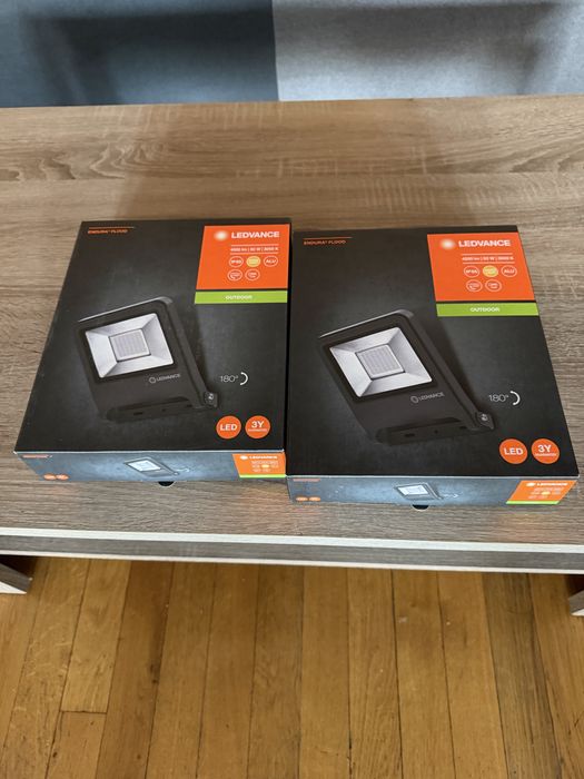 Proiectoare Led, 2x Ledvance, 4500lm, 3000k, noi