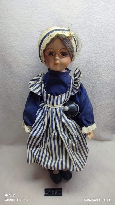 Порцеланови и керамични кукли