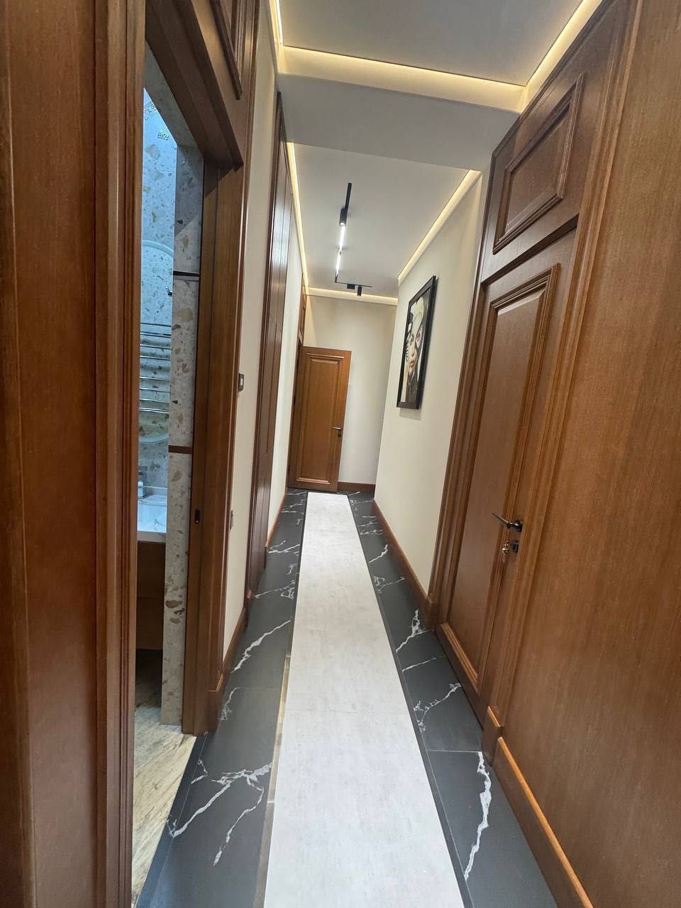 Mirabad Avenue Продается 3 комнатная квартира ремонт Гостиница Россия