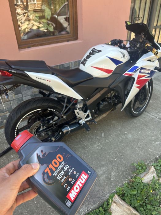 Vand Honda cbr 125r 2014