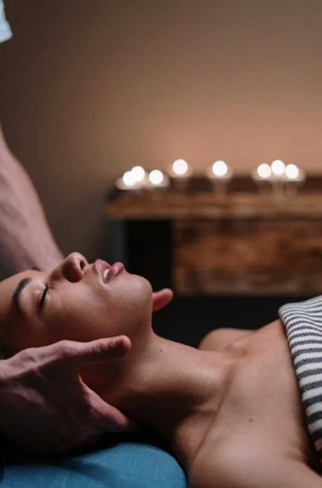 Masaj terapeut profesionist locatie salon