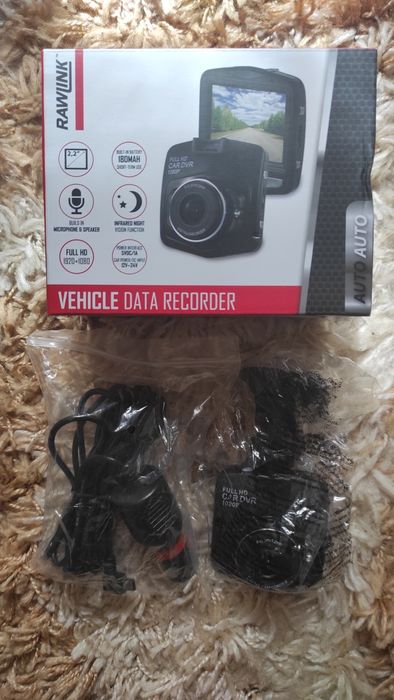 Видеорегистратор RawLink 1080P резолюция, нощно виждане, G-сензор!
