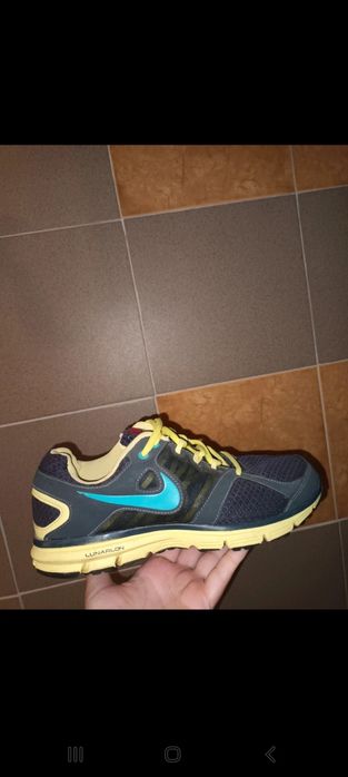 Adidași nike universala