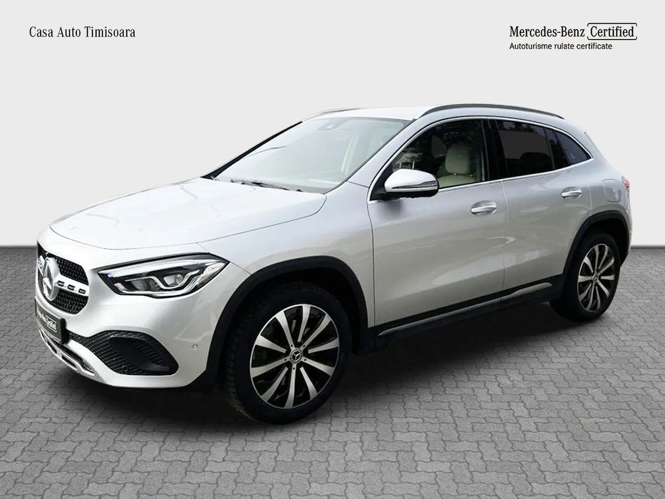 Mercedes-Benz GLA Pachet KEYLESS-GO Confort / Faruri LED High Performance / Pachet parca