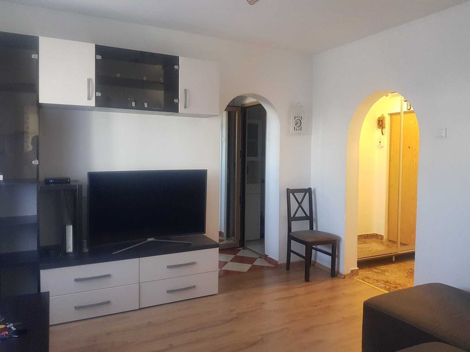 Inchiriere ap 2 camere 1 decembrie