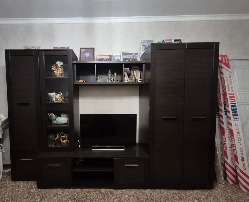 Продаётся стенка