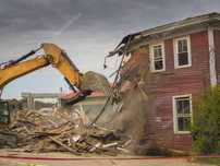 Demolari, Sapaturi, Decopertari– Buldoexcavator si Miniexcavator CAT