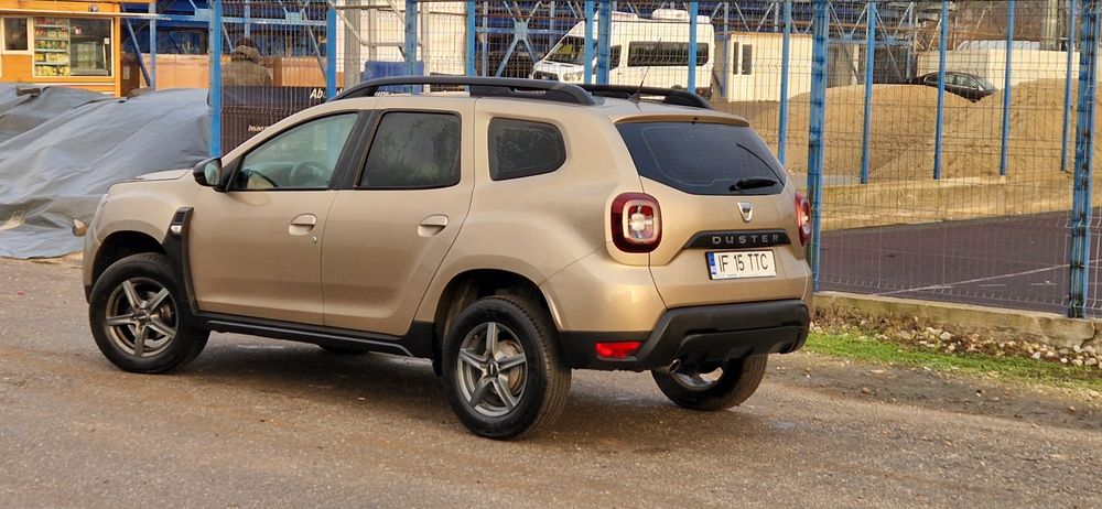 Vand Dacia Duster 1.6 Benzina