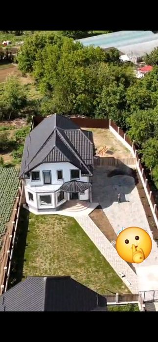 Casă de vânzare la cheie direct de la proprietar