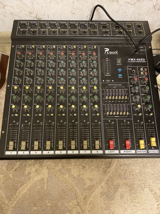 Микшерный пульт Pudon